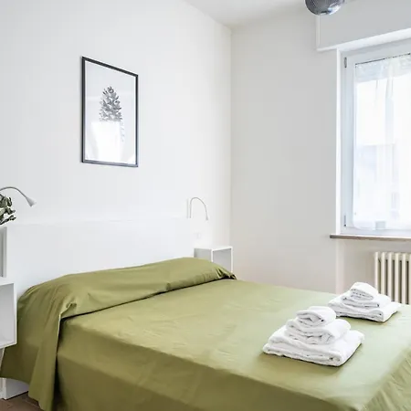 New! Galleria White X2 Apartment Parma